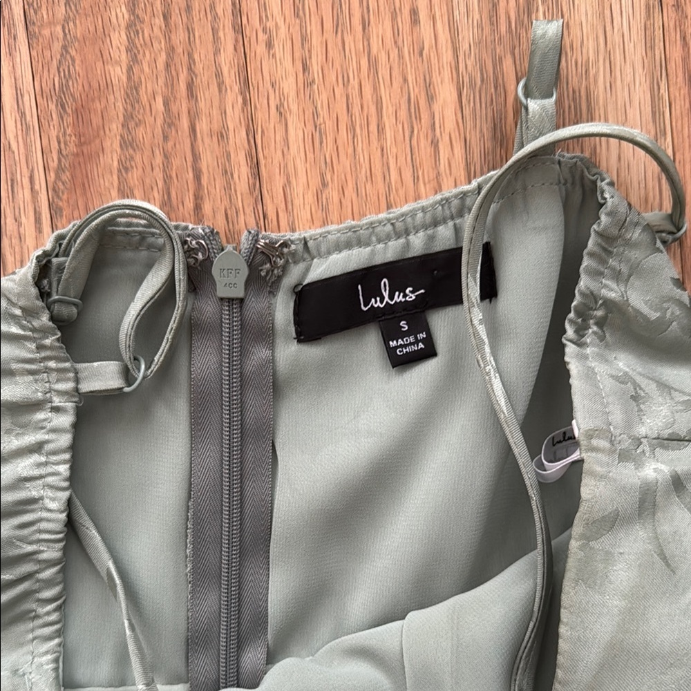 Lulu's Sage Green Midi Dress - Picture 5 of 6
